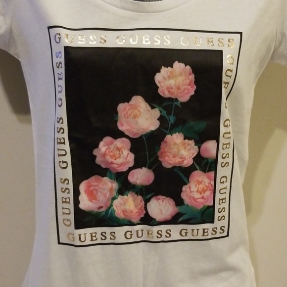 Guess - Picture 2 of 4